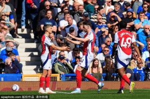 阿森纳欧冠梦碎，英超前五岌岌可危：战术失误还是战略失策？